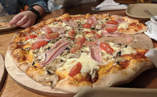 Pizzeria Marcepan food