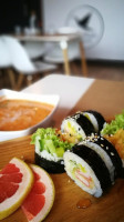 Domino Sushi food