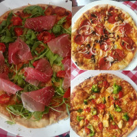 Pizzeria Rucola food