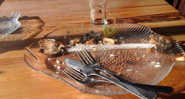 Ampstrąg Rybny Nourriture