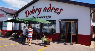 Dobry Adres outside