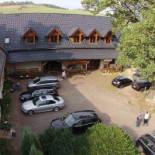 Sala Weselno Bankietowa Kamienna Góra Tel. 888 666 329 Na zewnątrz
