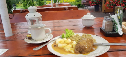 Sączówka Tavern food