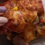 Pizzeria Graffiti food