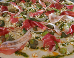 Pizzeria Pimento food