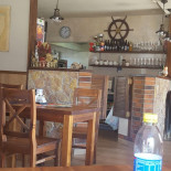 Pizzeria Latakia Dentro