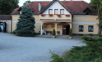 Pokoje Folwark Tumiany Exterior