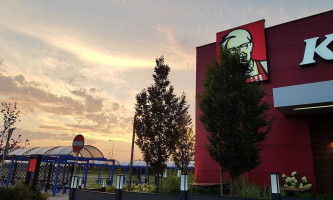 Kfc Wieszowa Mop Północ outside