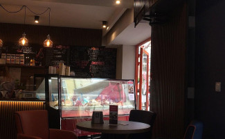 Lodziarnia Palarnia Kawy Kawiarnia Jablonowscy Danuta Jablonowska inside