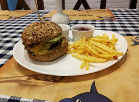 Rekin Rewal Nourriture