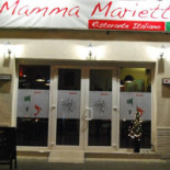 Mamma Marietta Na zewnątrz