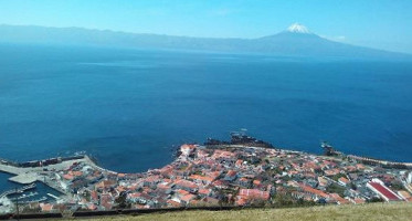 La Baguette Exterior