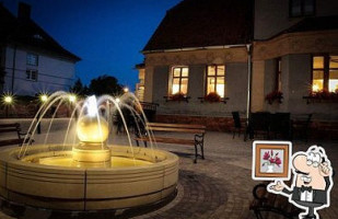 Pod Latarniami Exterior