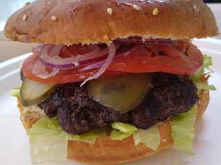 M22 Burger