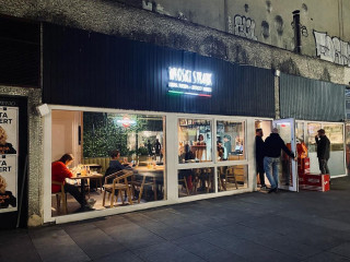 Włoski Strajk Pizza