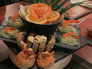 Meli Food Asian Cuisine Sushi