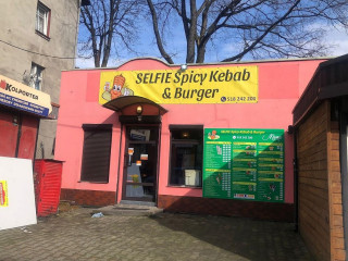 Selfie Spicy Kebab Burger