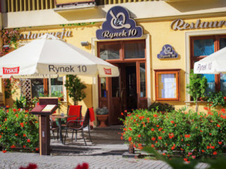 Rynek 10