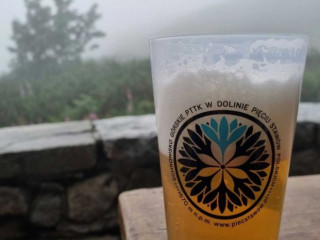 Schronisko Górskie Pttk W Dolinie Pięciu Stawów Polskich