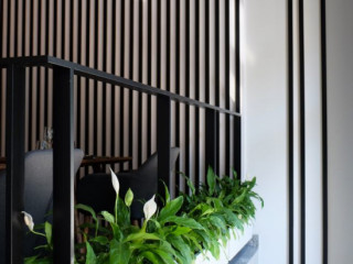 Z Drugiej Strony Lustra