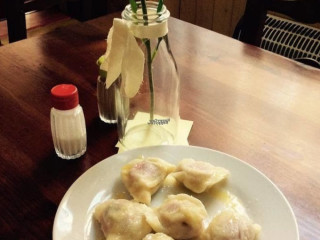 Przystanek Pierogarnia