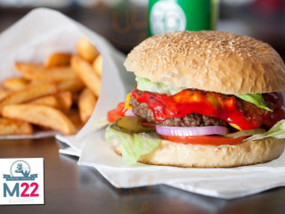 M22 Burger