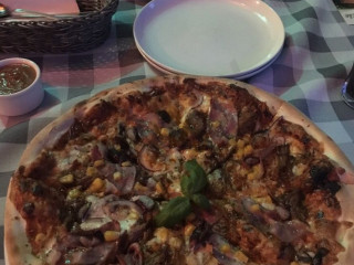 Pizzeria Na Łazarskim Cieście