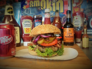 V8 Burger