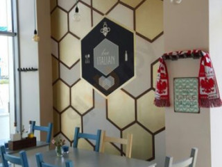 Bee Italian