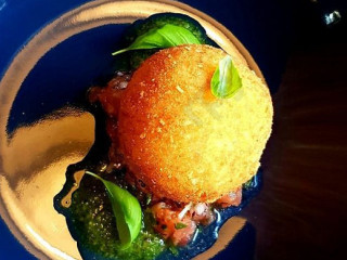 Ważne Miejsce Bistro