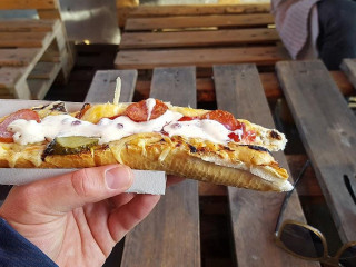 Konrad Kwiatkowski Zapiekany Swiat