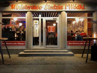 Ministerstwo Śledzia I Wódki