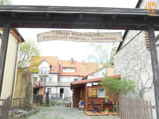 Dom Warmiński Przy Galerii Sztuki Synagoga