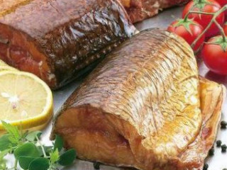 Smażalnia I Wędzarnia Ryb Pod Winogronami