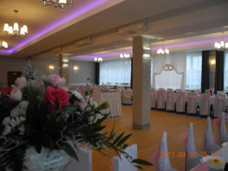 Polskie Smaki Catering Sala Weselna Kuchnia Polska Komunie Chrzest Stypy