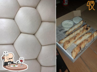 Zakręcone Chilli Pizza