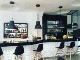 The Piano Bistro Wine